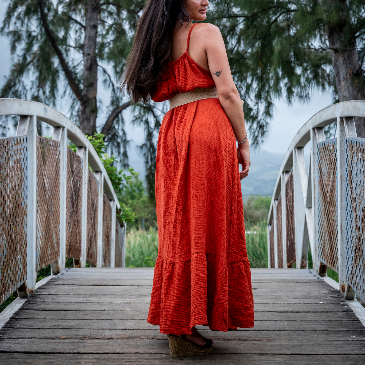 Robe longue à bretelles en gaze de coton CLÉA (PRÉ-COMMANDE)