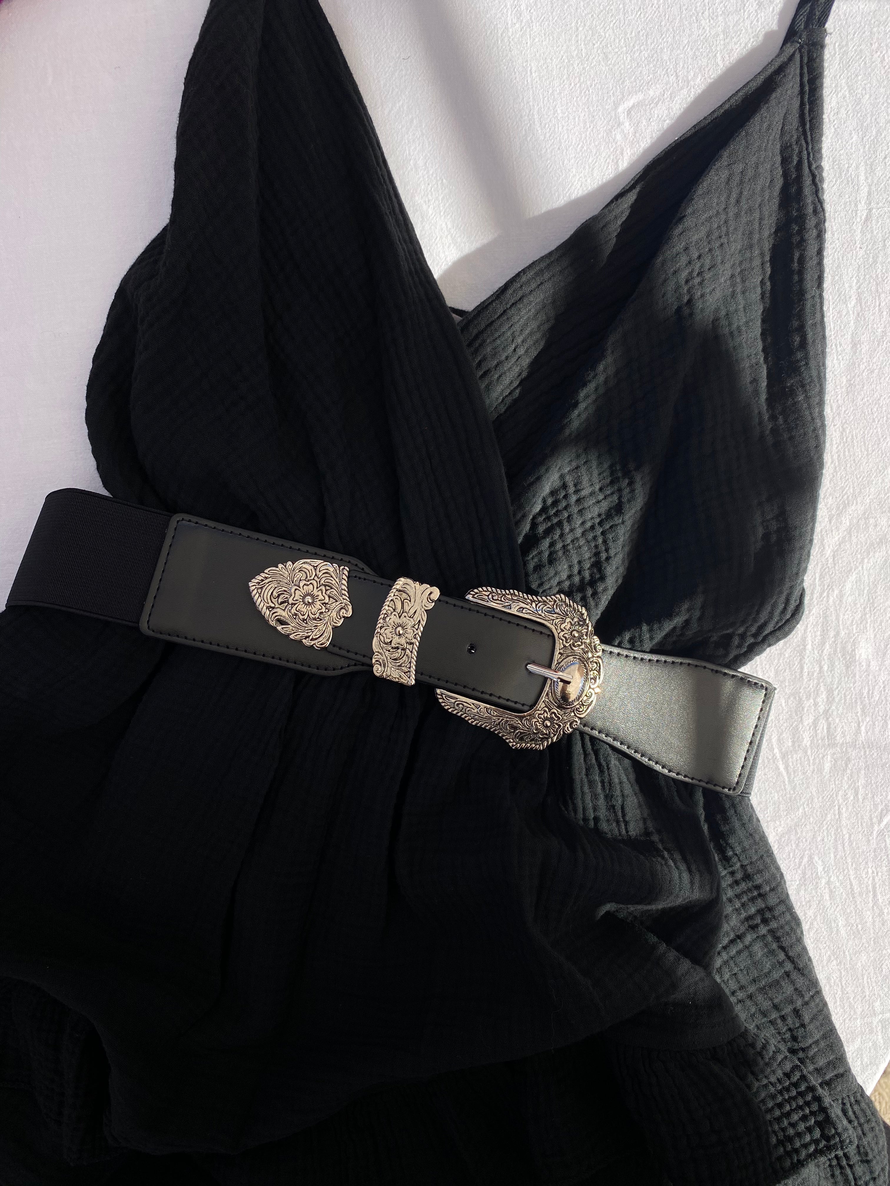 Ceinture avec boucle fleurie