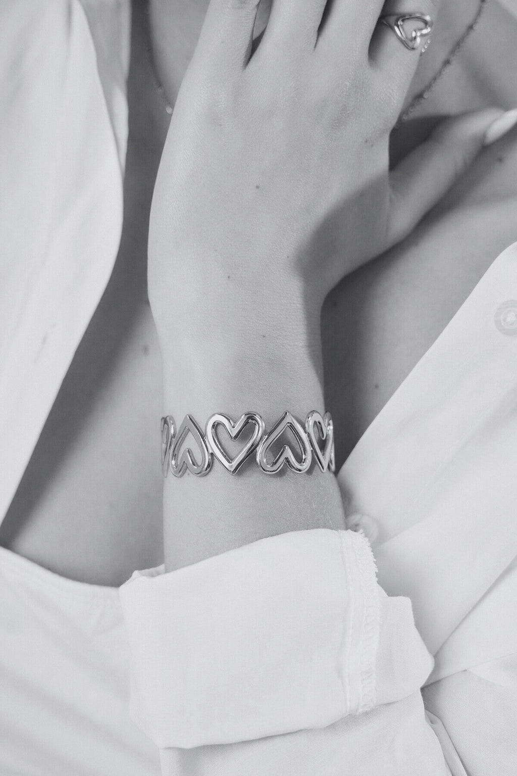 Bracelet jonc coeur acier inoxydable VÉRONE