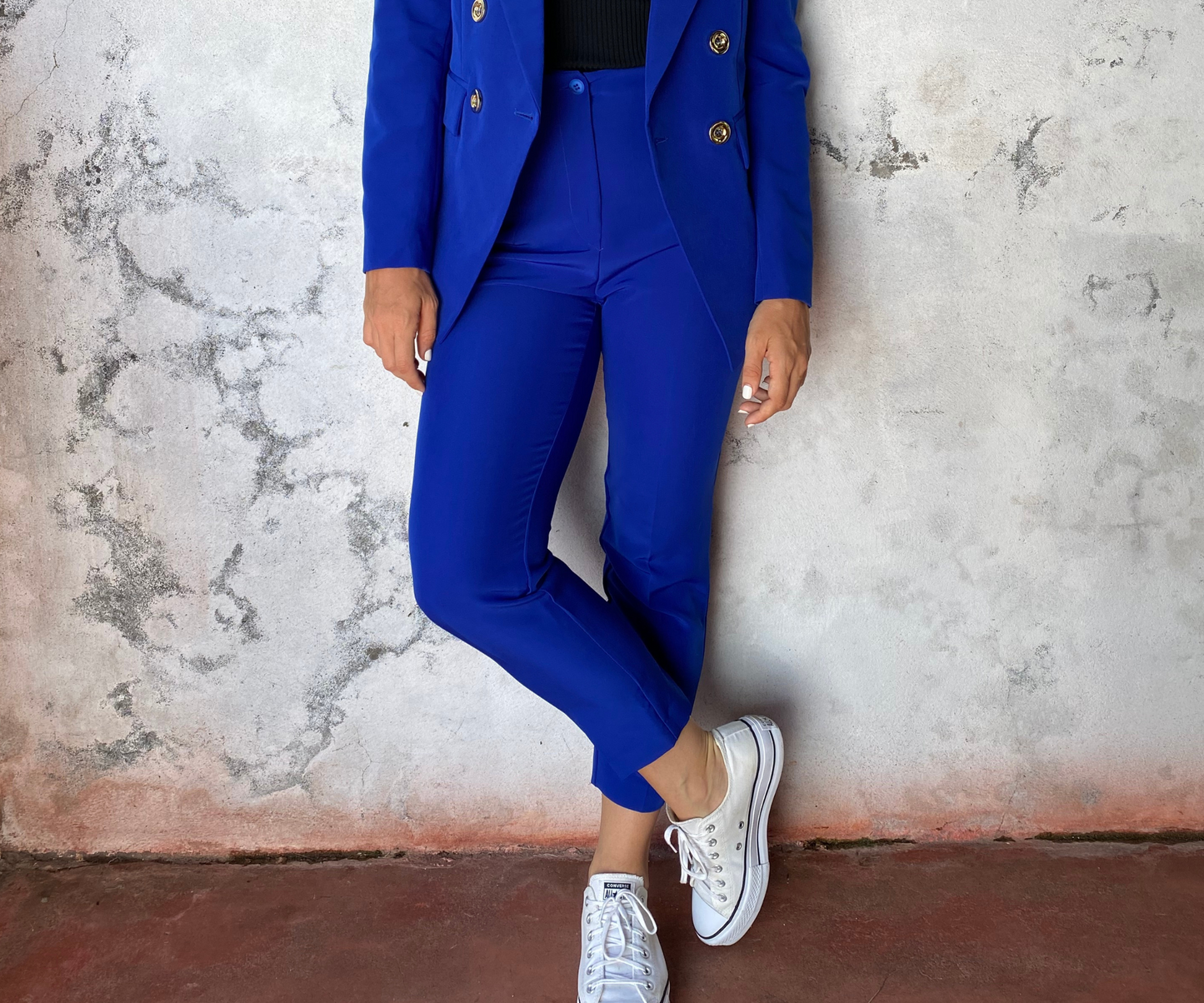 Pantalon de costume femme couleur bleu électrique