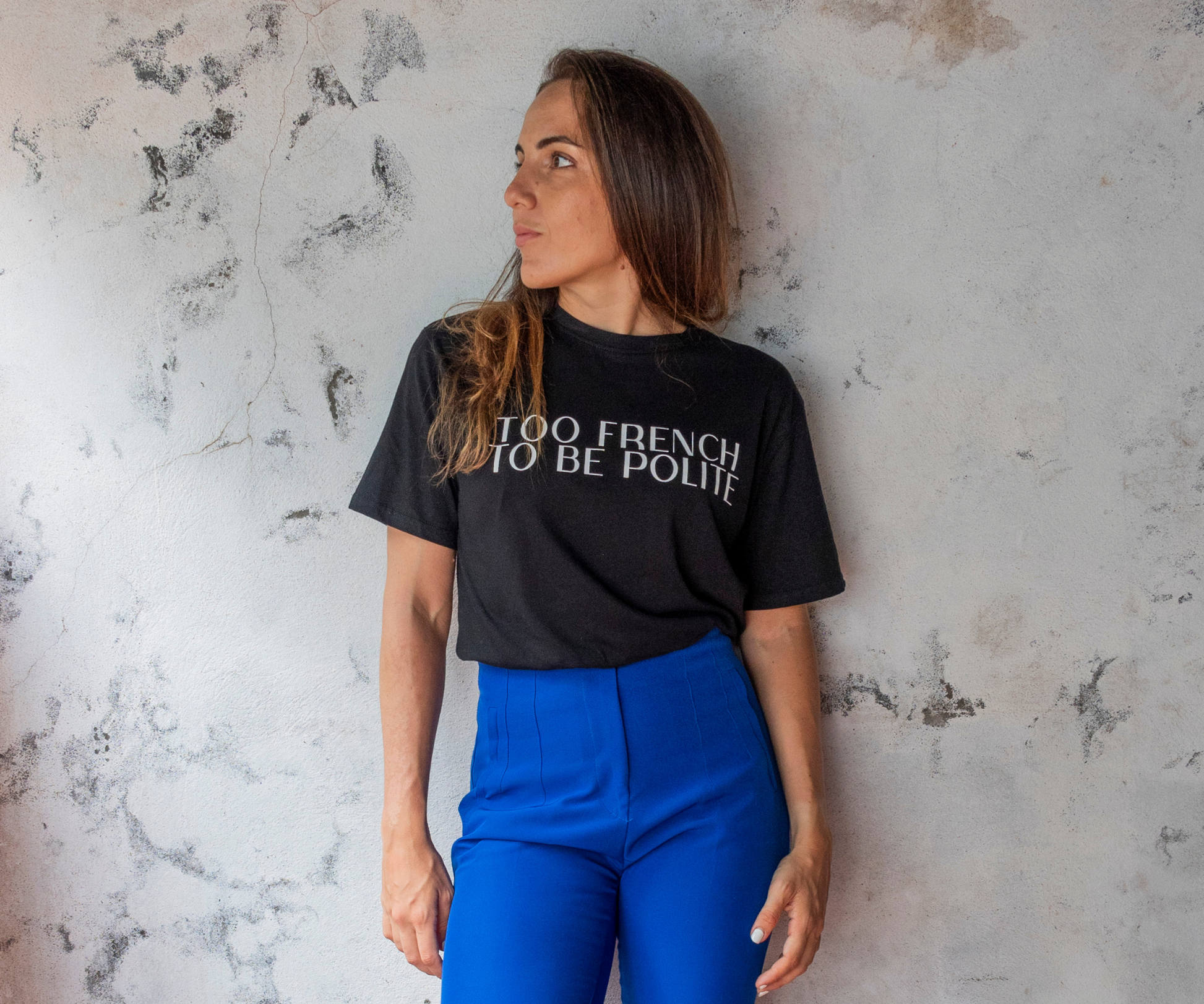 Tee shirt femme en coton noir avec texte Too French to be polite