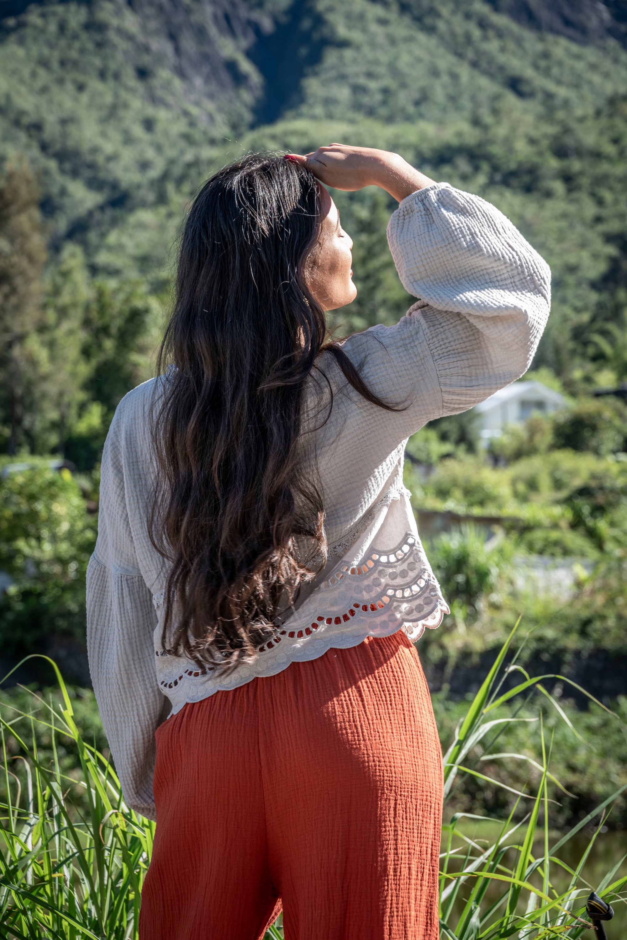 Blouse gaze de coton avec broderie LÉA