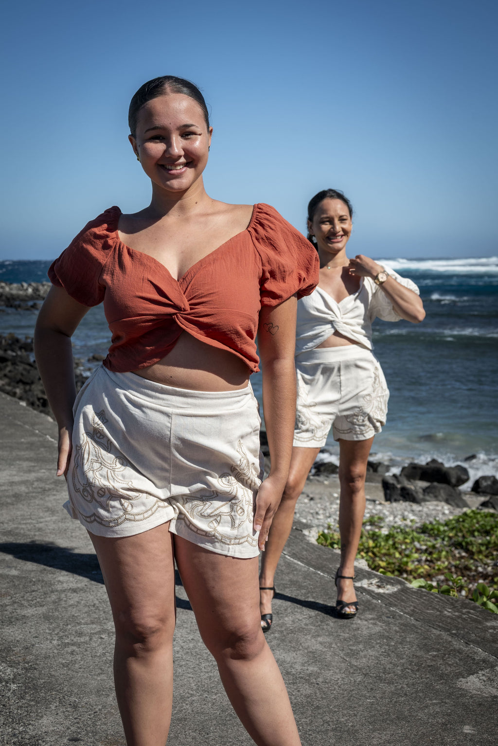 Short en coton brodé ZAHARA